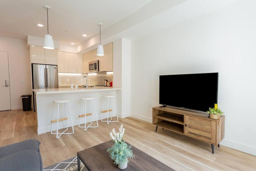 Cozy Apartment Unit With Great Amenities At Ktown Los Angeles Eksteriør billede